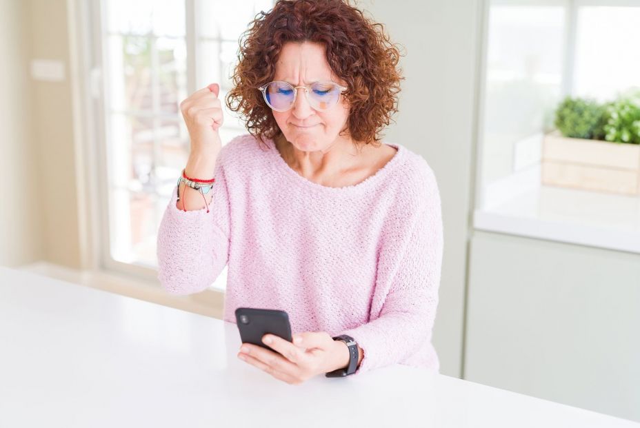 Móviles, impresoras o aspiradores: los aparatos del hogar que más se estropean según la OCU Móviles, impresoras o aspiradores: los aparatos del hogar que más se estropean según la OCU