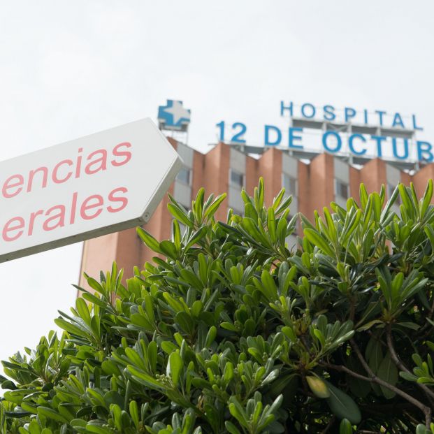 EuropaPress 2723767 zonas externas pertenecientes hospital 12 octubre donde lucha contra EuropaPress 2723767 zonas externas pertenecientes hospital 12 octubre donde lucha contra