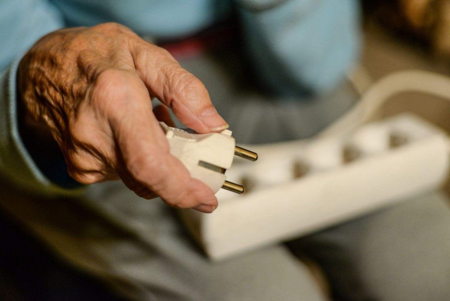 Pobreza energética: El Gobierno olvida a muchos hogares que no podrán pagar la luz tras lacuarentena Pobreza energética: El Gobierno olvida a muchos hogares que no podrán pagar la luz tras lacuarentena