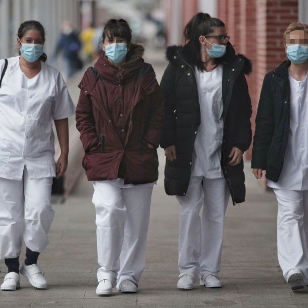 EuropaPress 2732223 cuatro trabajadoras sanitarias protegidas mascarilla acuden ifema tercer EuropaPress 2732223 cuatro trabajadoras sanitarias protegidas mascarilla acuden ifema tercer