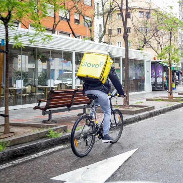 EuropaPress 2825301 repartido empresa glovo realiza trayecto dia 32 estado alarma crisis EuropaPress 2825301 repartido empresa glovo realiza trayecto dia 32 estado alarma crisis