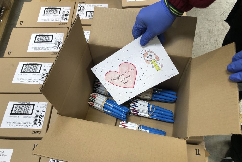 BIC dona 120.000 bolígrafos y 120.000 maquinillas de afeitar a 80 hospitales BIC dona 120.000 bolígrafos y 120.000 maquinillas de afeitar a 80 hospitales