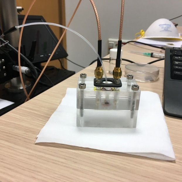 Nuevo dispositivo de grafeno que permitiría detectar el virus. Foto: Europa Press Nuevo dispositivo de grafeno que permitiría detectar el virus. Foto: Europa Press