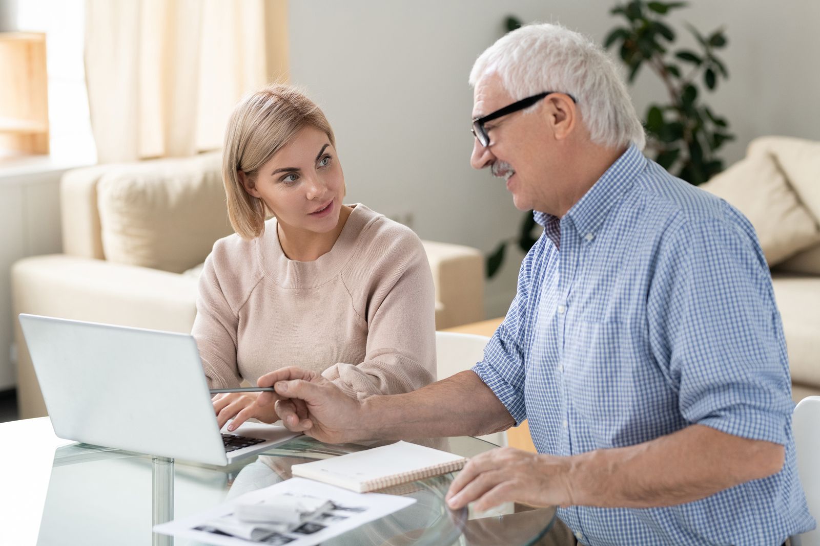 Voluntariado corporativo sénior: “la fuerza de la edad”