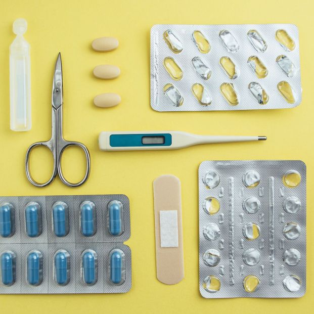 bigstock Surgical Scissors Eye Drops344888602 bigstock Surgical Scissors Eye Drops344888602