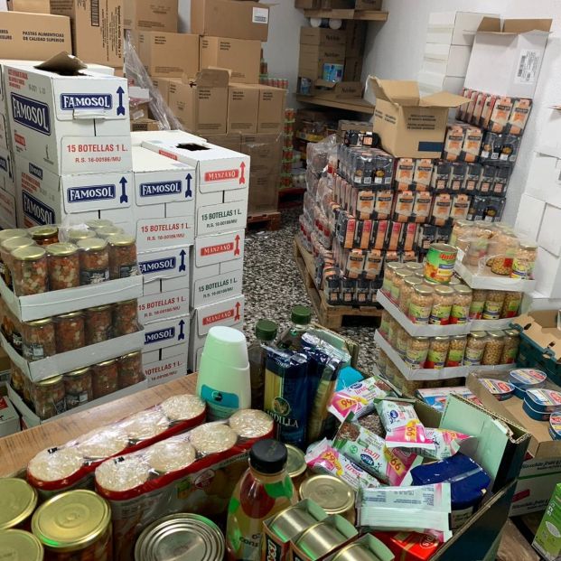 EuropaPress 3154119 ayuntamiento murcia abastece alimentos primera necesidad mas 2000 personas EuropaPress 3154119 ayuntamiento murcia abastece alimentos primera necesidad mas 2000 personas