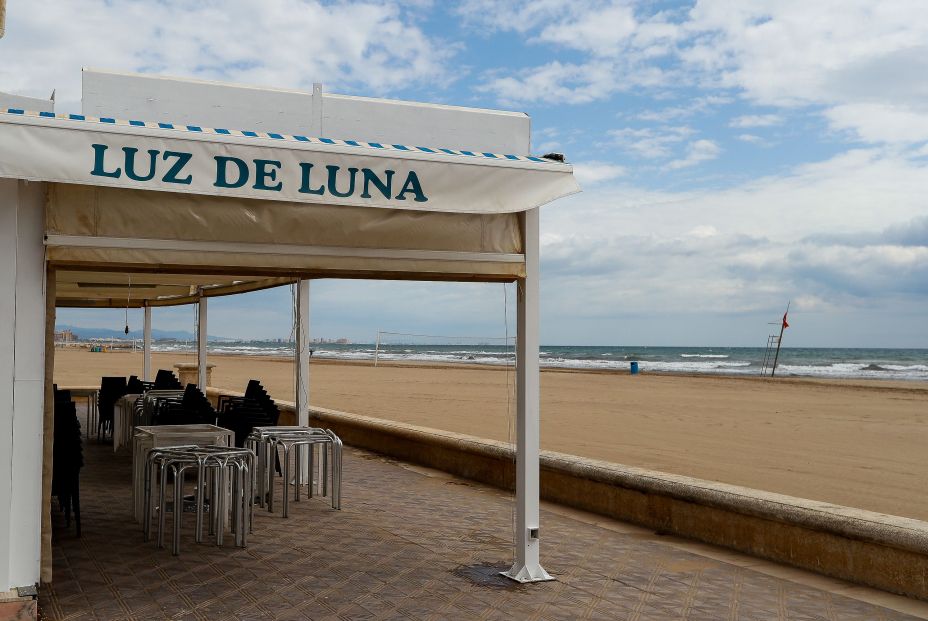 restaurante luz luna playa malvarrosa prepara reapertura proximo lunes restaurante luz luna playa malvarrosa prepara reapertura proximo lunes