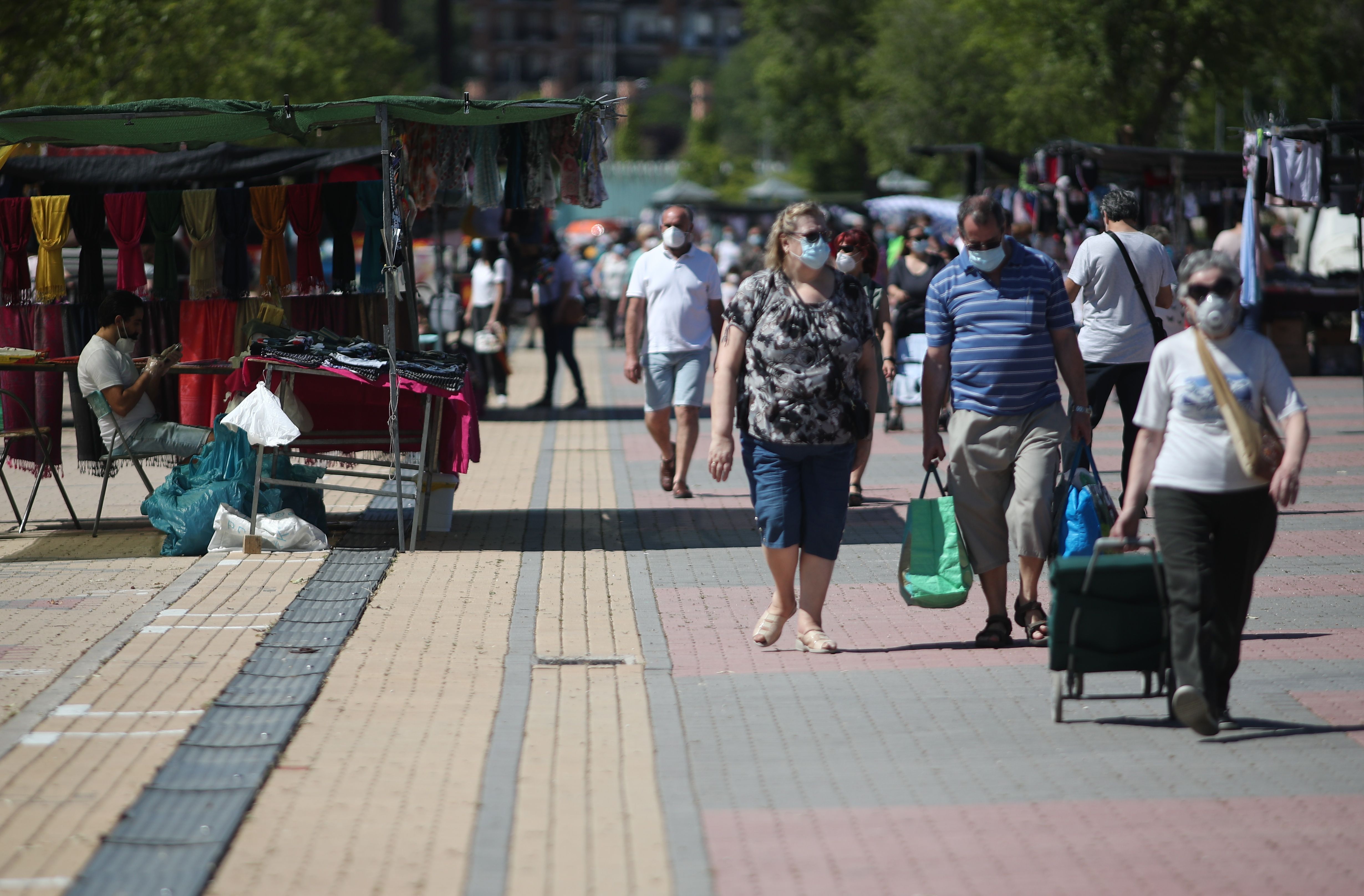 Qué se puede hacer en la fase 3: el fin de las franjas horarias y reuniones de hasta 20 personas