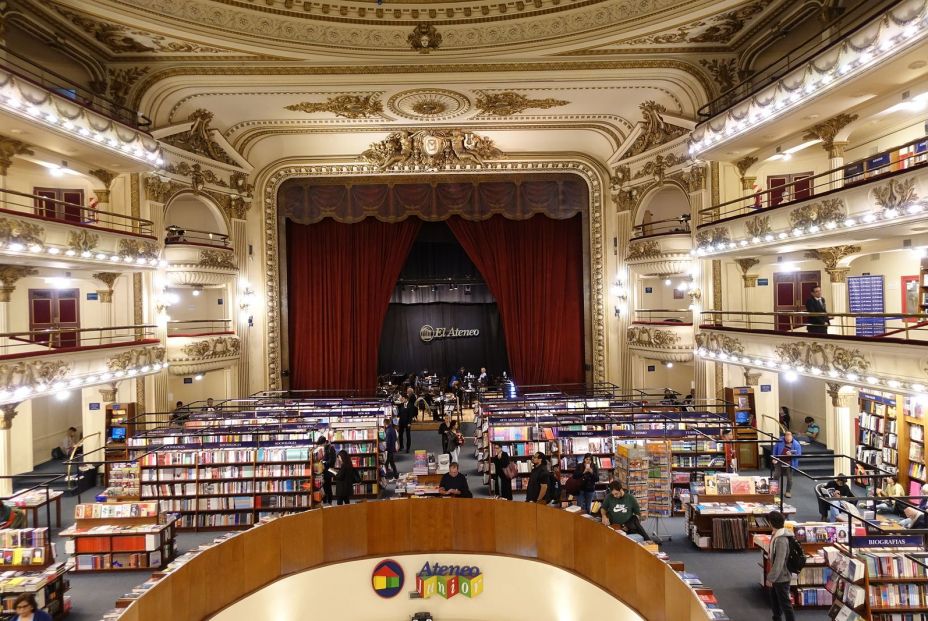 bigstock Buenos Aires argentina 310577344