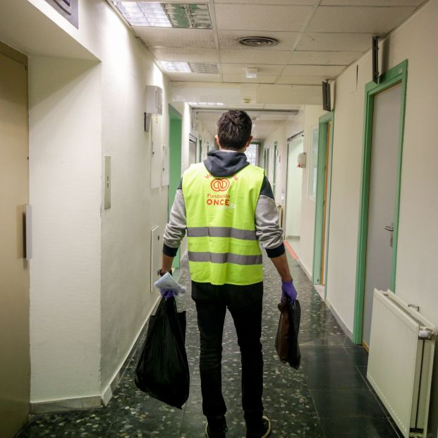 VOLUNTARIOS DE FUNDACIÓN ONCE. Foto: Europa Press VOLUNTARIOS DE FUNDACIÓN ONCE. Foto: Europa Press