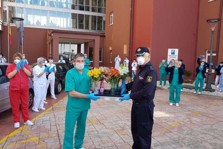 acto homenaje policia trabajadores residencias mayores acto homenaje policia trabajadores residencias mayores