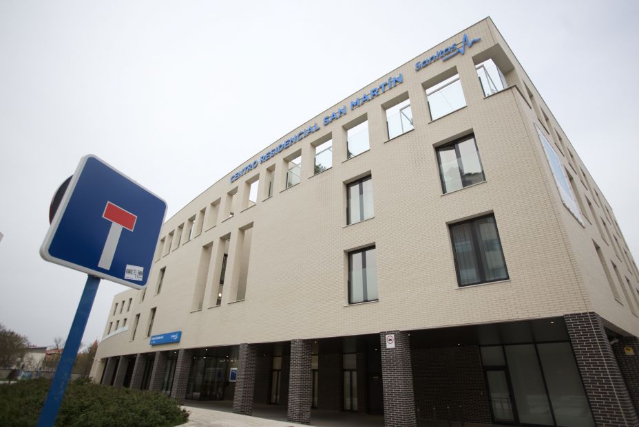 fachada residencia ancianos sanitas san martin donde fallecido personas fachada residencia ancianos sanitas san martin donde fallecido personas