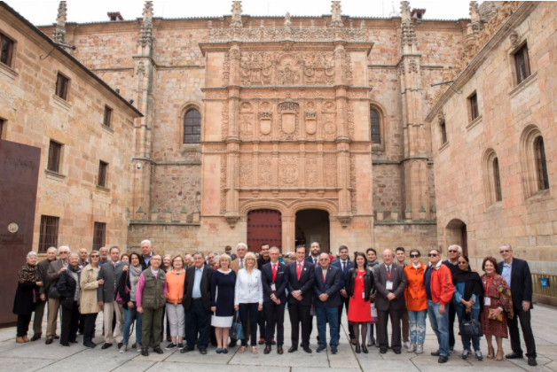 Ayudas a estudiantes afectados por la crisis