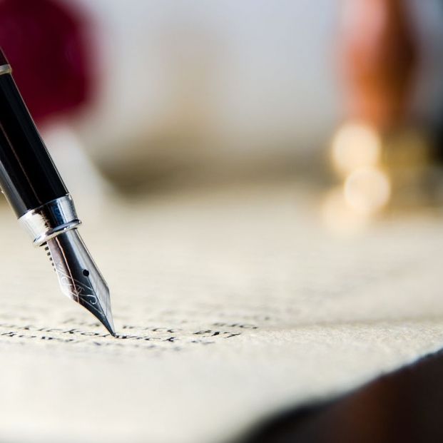 bigstock Law Background Theme Fountain 204917563 bigstock Law Background Theme Fountain 204917563