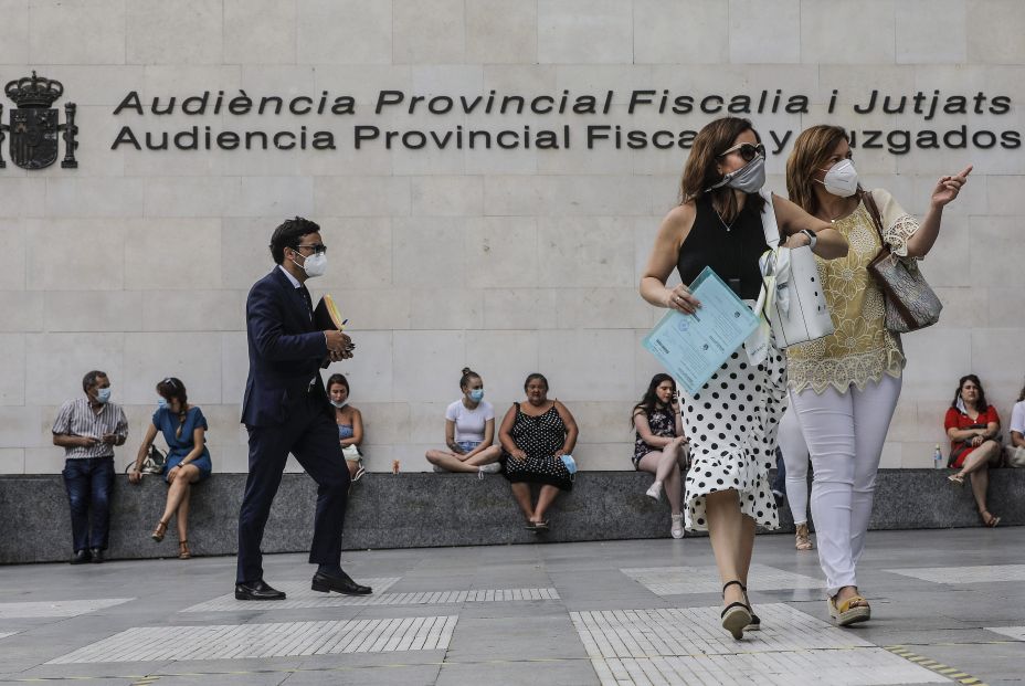 Unos 700.000 ciudadanos prevén acudir a los tribunales para resolver asuntos sobre el Covid-19