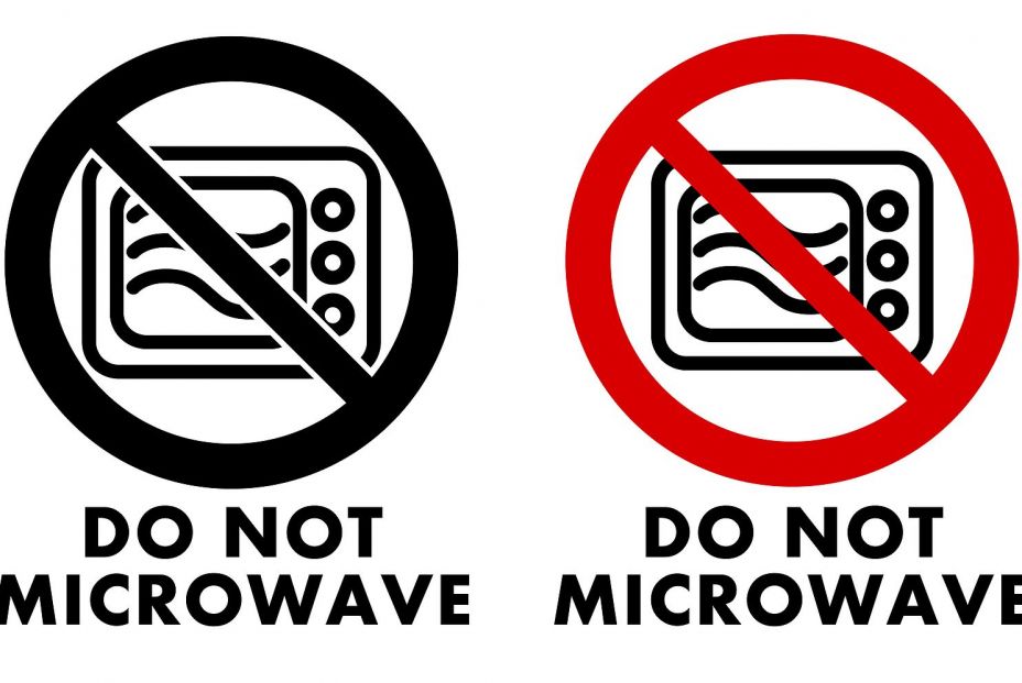 bigstock Do Not Microwave Symbol Oven255003469