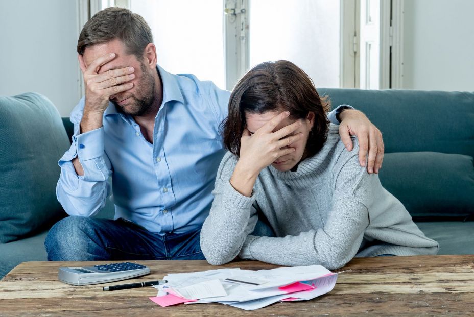 ¿Puede el banco dejar mi cuenta en números rojos sin mi permiso? ¿Puede el banco dejar mi cuenta en números rojos sin mi permiso?