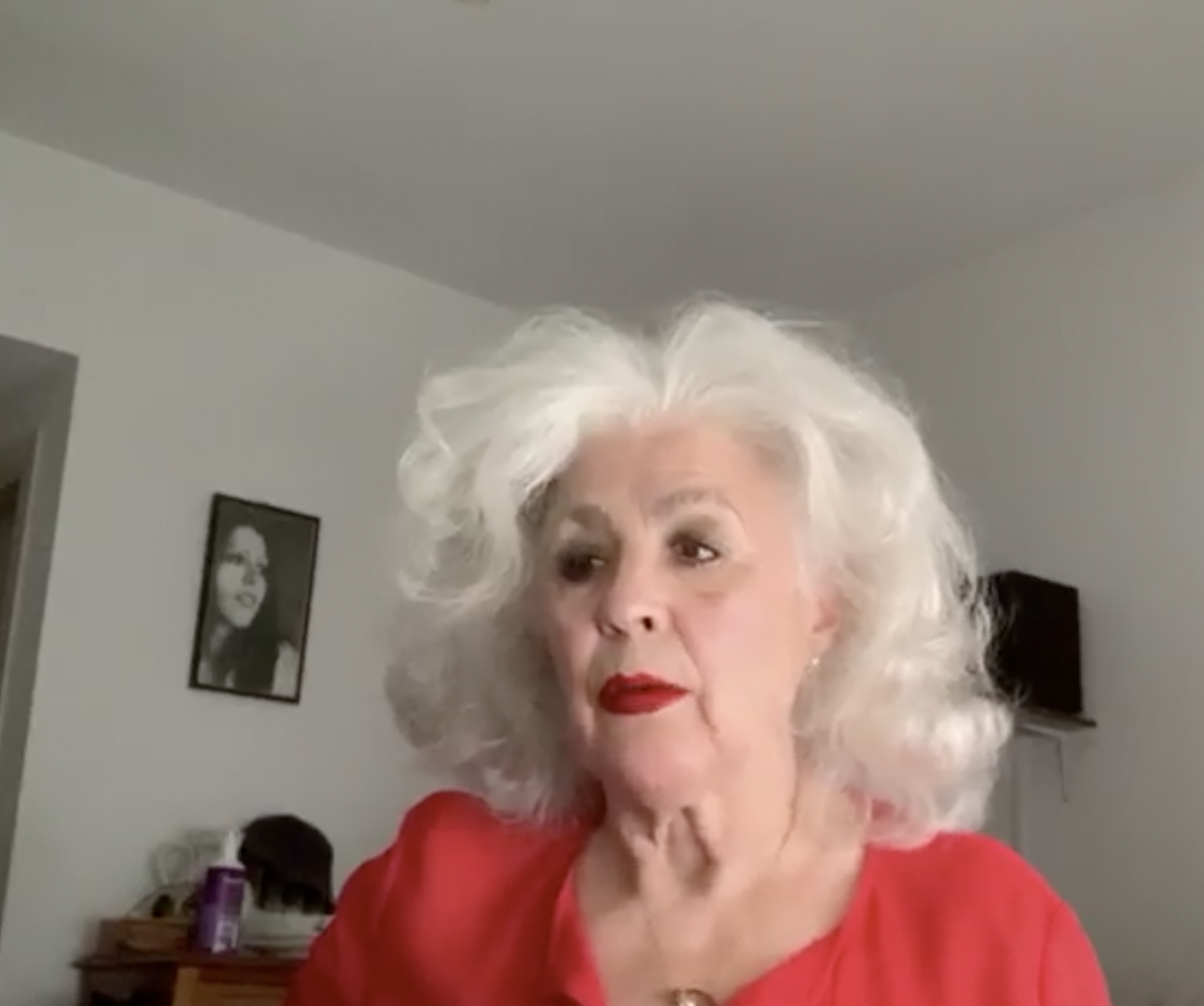 Diario residencia mayores: usar EPIs Diario residencia mayores: usar EPIs