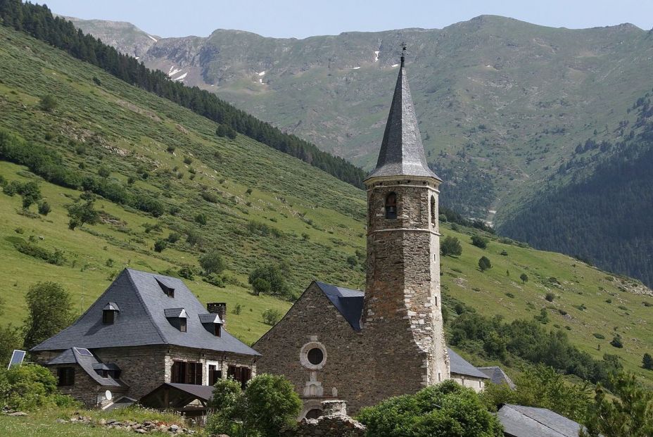 1280px Santuari de Montgarri 01 1280px Santuari de Montgarri 01