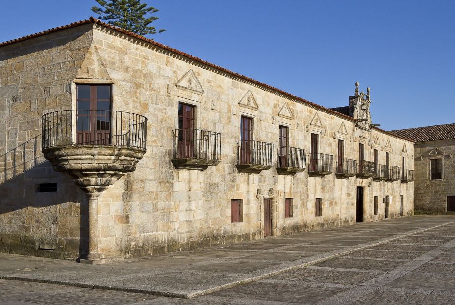 bigstock Fefi anes Palace at Cambados35000153