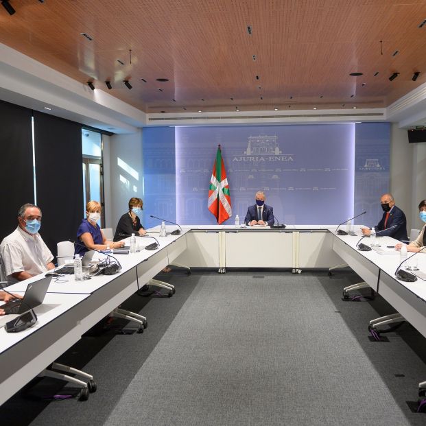 EuropaPress 3256269 reunion comision seguimiento afeccion covid 19 euskadi encabezada