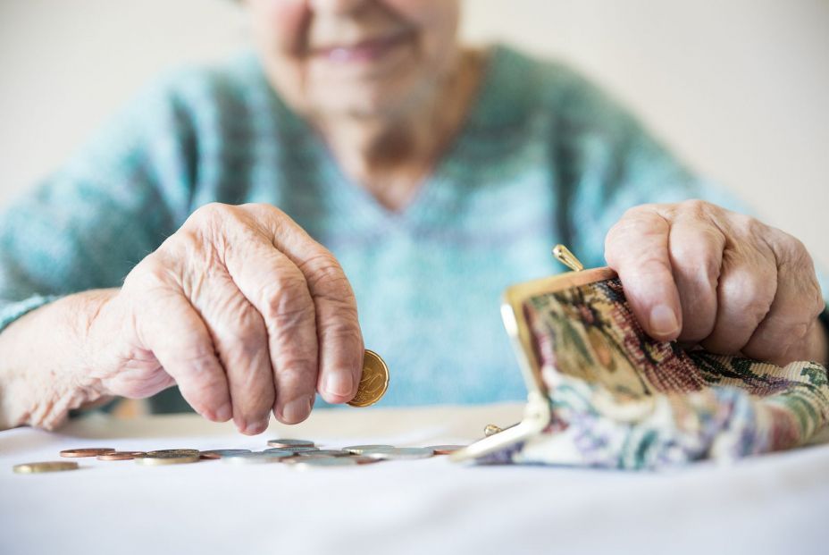 El sistema de pensiones es 'generoso': da 1,74 euros por cada euro cotizado, según el Banco España El sistema de pensiones es 'generoso': da 1,74 euros por cada euro cotizado, según el Banco España