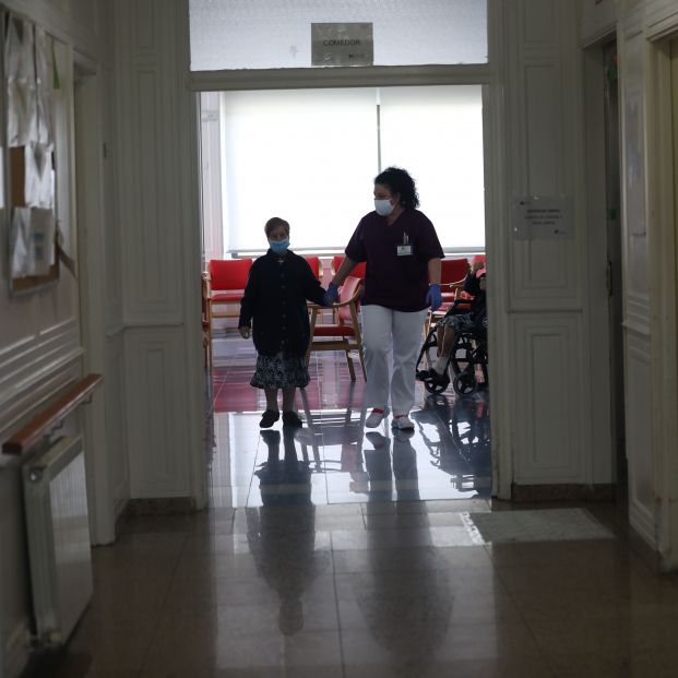 La patronal de las residencias aplaude las medidas de Sanidad sobre PCRs y limitación de visitas La patronal de las residencias aplaude las medidas de Sanidad sobre PCRs y limitación de visitas