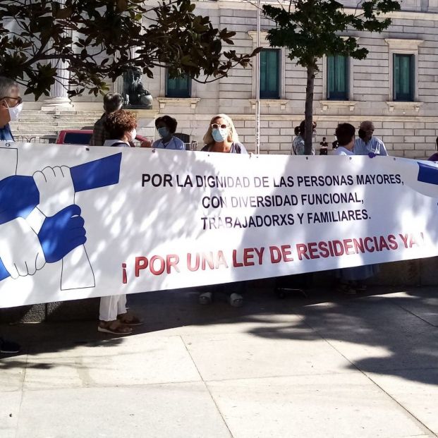 Marea de Residencias rechaza los reingresos obligatorios de mayores en residencias Marea de Residencias rechaza los reingresos obligatorios de mayores en residencias