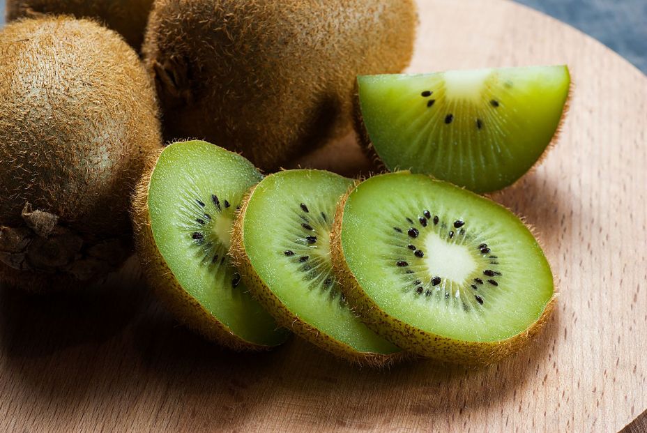 El kiwi: un aliado para el sistema digestivo El kiwi: un aliado para el sistema digestivo
