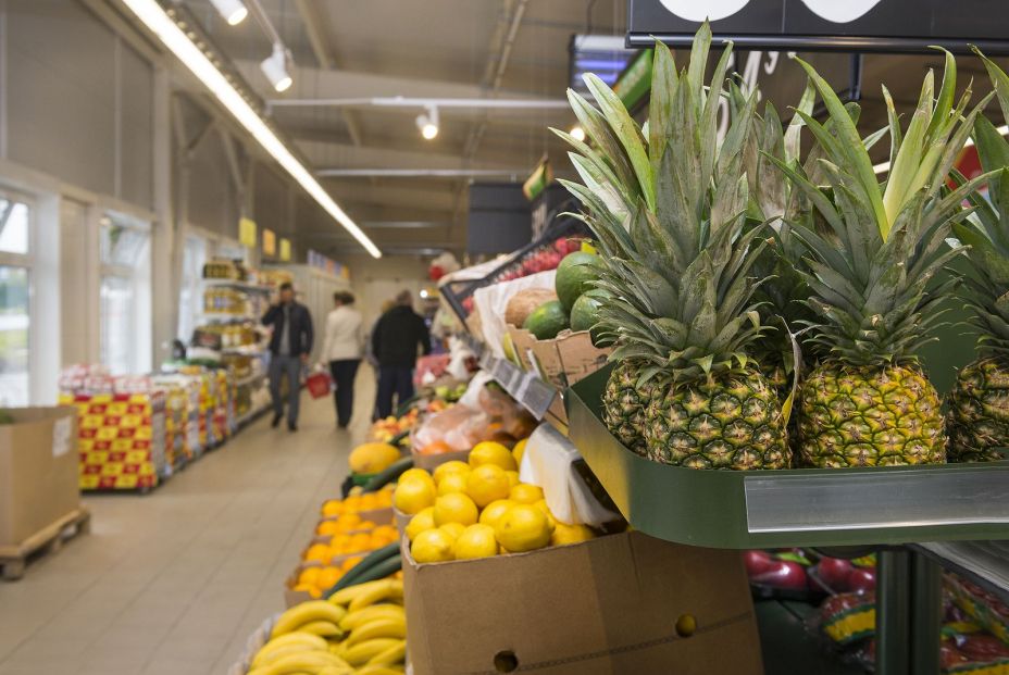 bigstock Vegetable Counter In A Chain G 322448818 bigstock Vegetable Counter In A Chain G 322448818