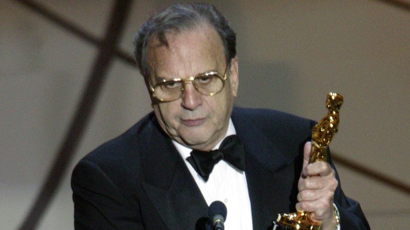 Ronald Harwood. Ronald Harwood.