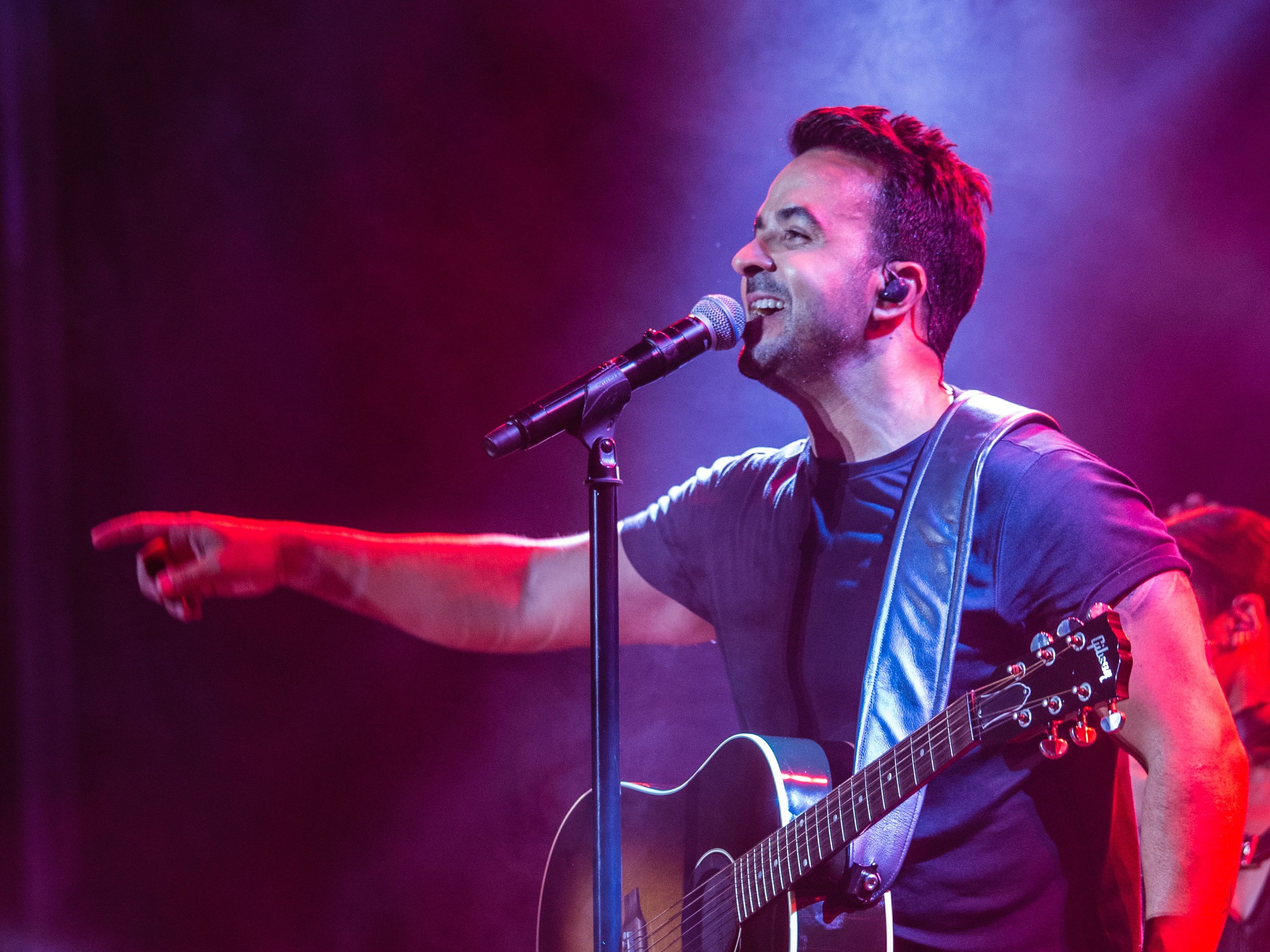 La música en español dio "un salto sin precedentes" gracias a 'Despacito', según un estudio