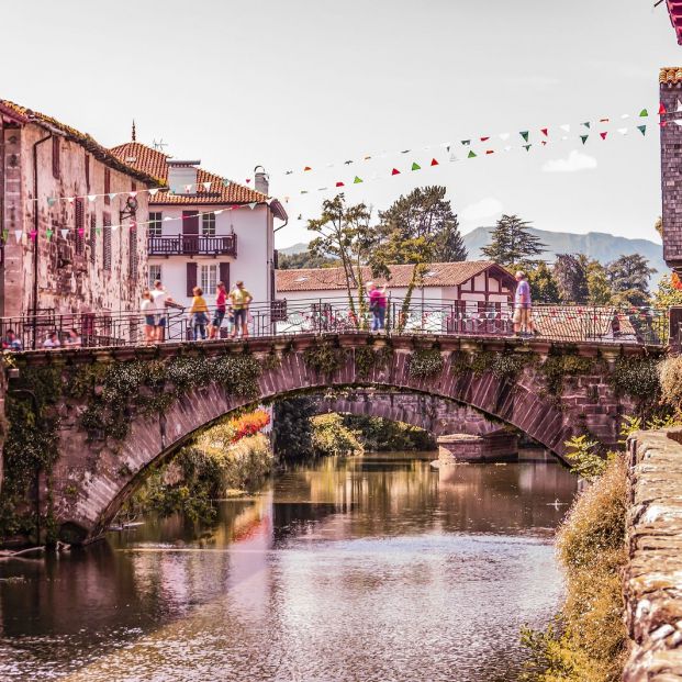 País Vasco francés San Juan Pied de Port (Bigstock)
