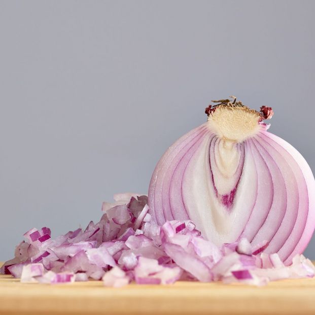 bigstock Half A Raw Red Onion With A Pi 374745448 bigstock Half A Raw Red Onion With A Pi 374745448