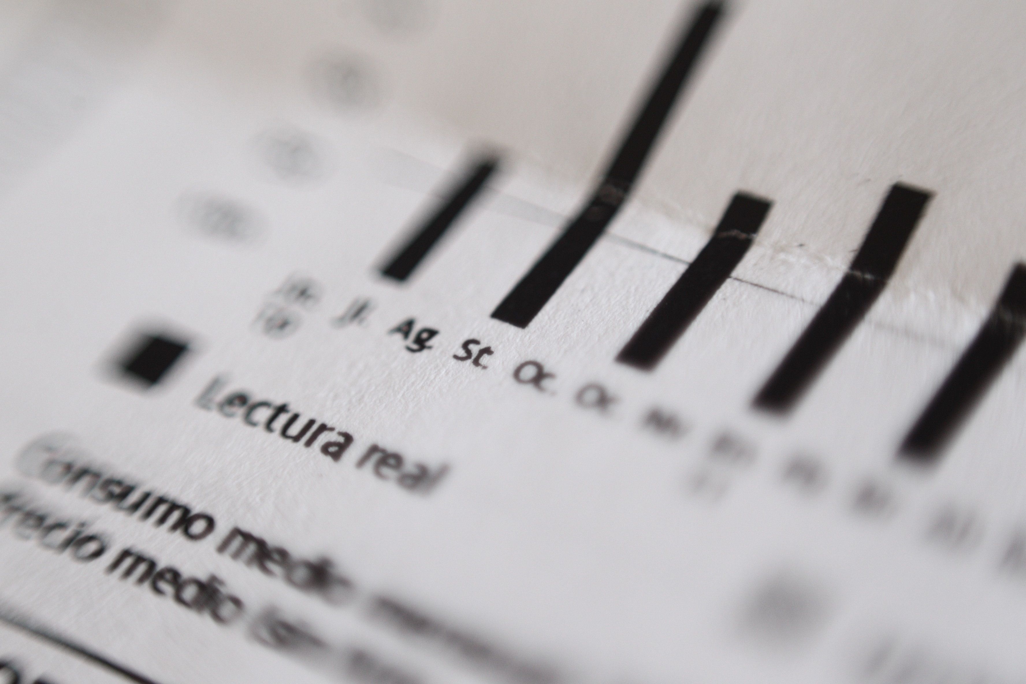 Lucera y Feníe son las tarifas más caras de gas, según FACUA