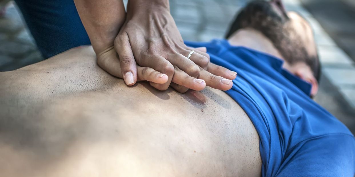 Las mejoras en las maniobras de reanimación tras una parada cardiorrespiratoria han aumentado la supervivencia un 25% Las mejoras en las maniobras de reanimación tras una parada cardiorrespiratoria han aumentado la supervivencia un 25%