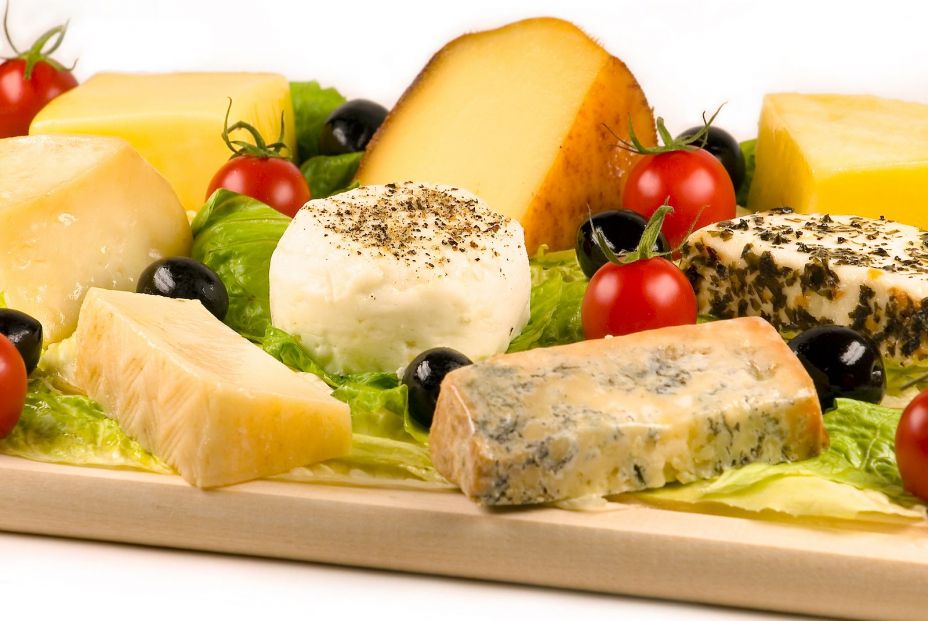 El universo de los quesos. Conoce sus características según su elaboración El universo de los quesos. Conoce sus características según su elaboración