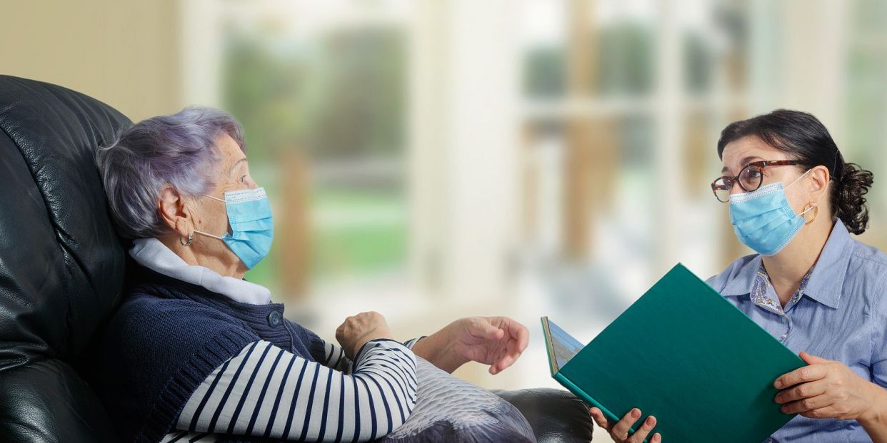 Cómo detectar indicios de maltrato a mayores (Foto Bigstock) 3 Cómo detectar indicios de maltrato a mayores (Foto Bigstock) 3