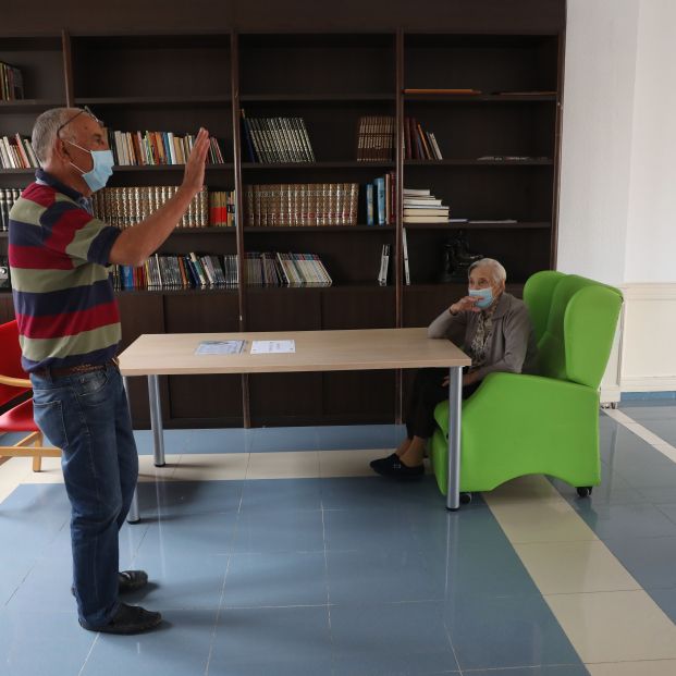 El coste medio de una plaza en una residencia de mayores es de 1.374 euros mensuales El coste medio de una plaza en una residencia de mayores es de 1.374 euros mensuales