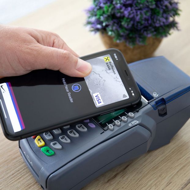 DNI, carné de conducir, tarjeta sanitaria o de crédito: ¿Qué podemos llevar dentro del móvil? DNI, carné de conducir, tarjeta sanitaria o de crédito: ¿Qué podemos llevar dentro del móvil?