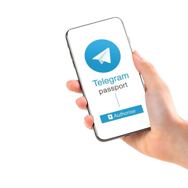 Móviles convertidos en carteras Foto: bigstock Móviles convertidos en carteras Foto: bigstock