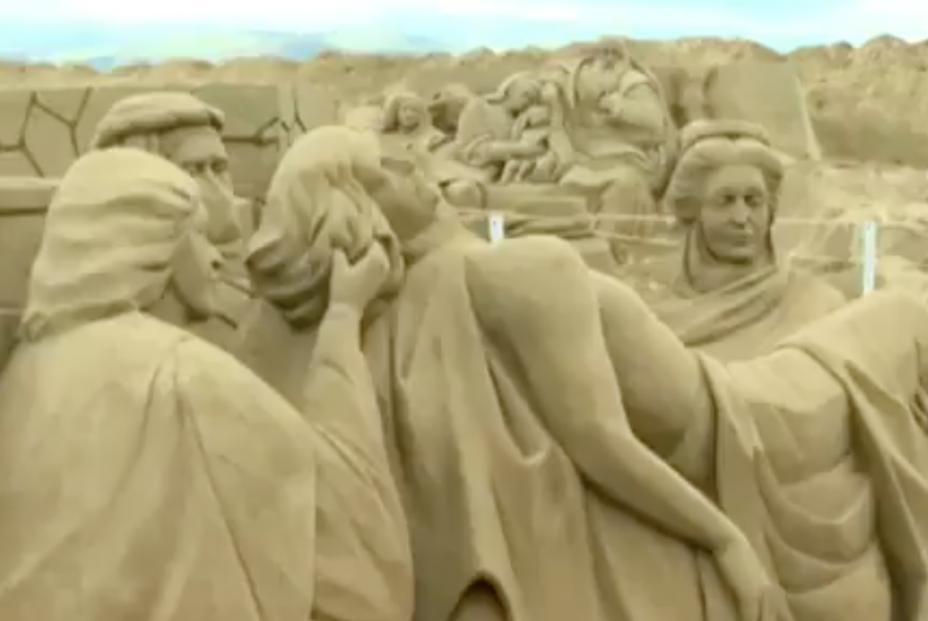 El tradicional Belén de Arena Las Palmas de Gran Canaria homenajea a los sanitarios