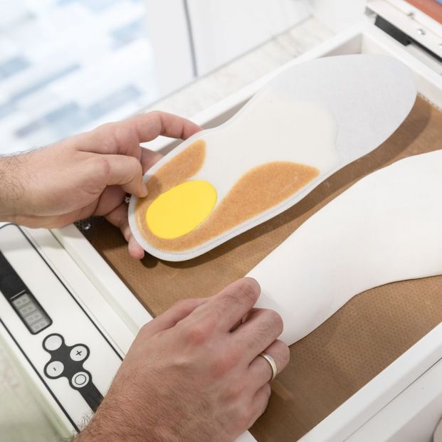 ¿Dolor de espalda o zapatos desgastados por algunas zonas? Deberías analizar tu pisada Foto: bigstock ¿Dolor de espalda o zapatos desgastados por algunas zonas? Deberías analizar tu pisada Foto: bigstock