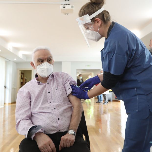 EuropaPress 3494916 francisco guerrero cana primer vacunado contra covid 19 navarra EuropaPress 3494916 francisco guerrero cana primer vacunado contra covid 19 navarra