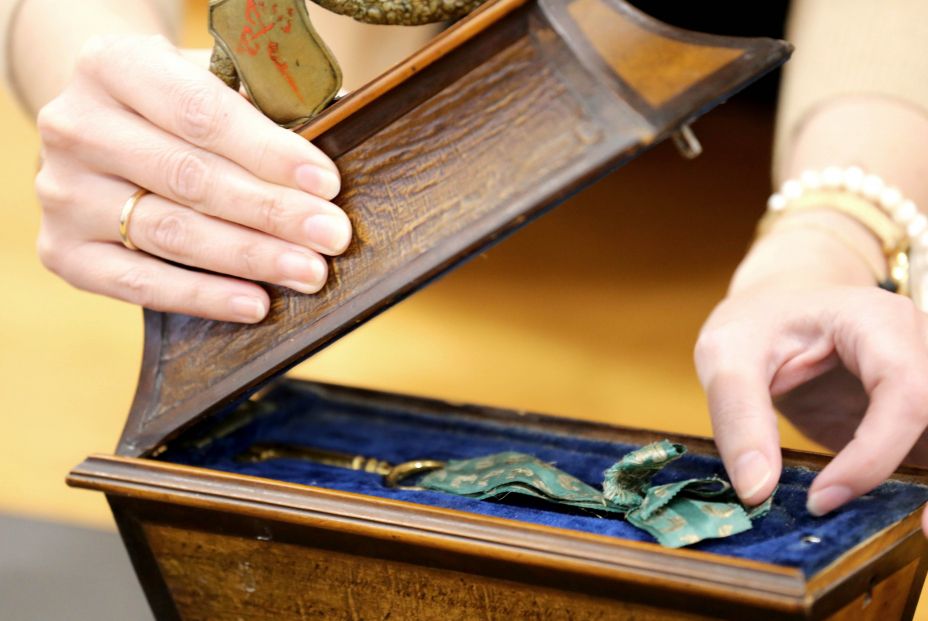 Encuentran la llave que abre la urna funeraria de Calderón de la Barca Encuentran la llave que abre la urna funeraria de Calderón de la Barca