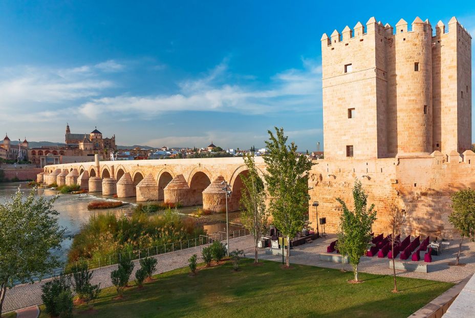 Ruta por las murallas de las ciudades españolas patrimonio de la Humanidad Córdoba (Foto Bigstock) 3