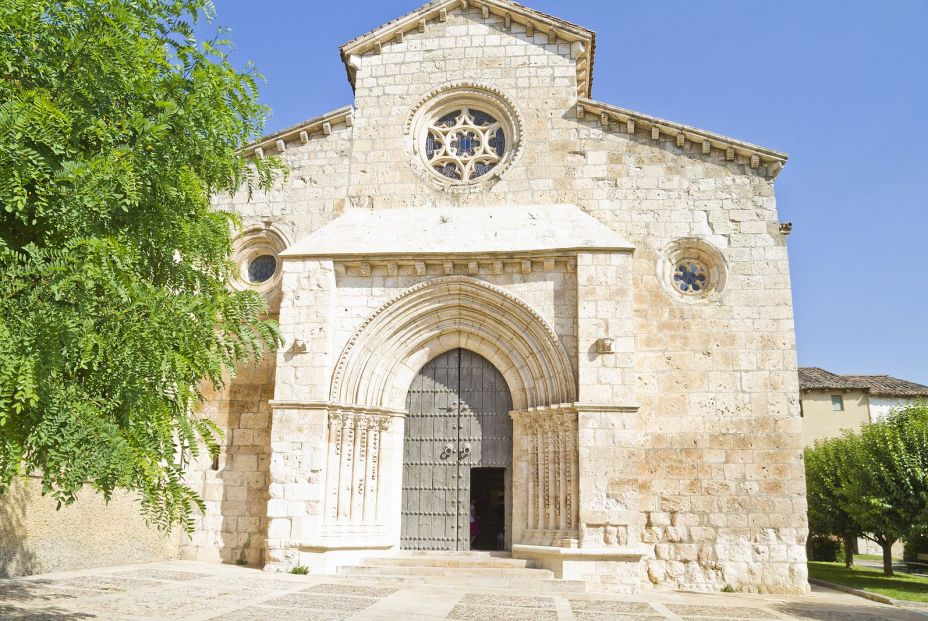 No te puedes perder Brihuega y sus campos de lavanda bigstock No te puedes perder Brihuega y sus campos de lavanda bigstock