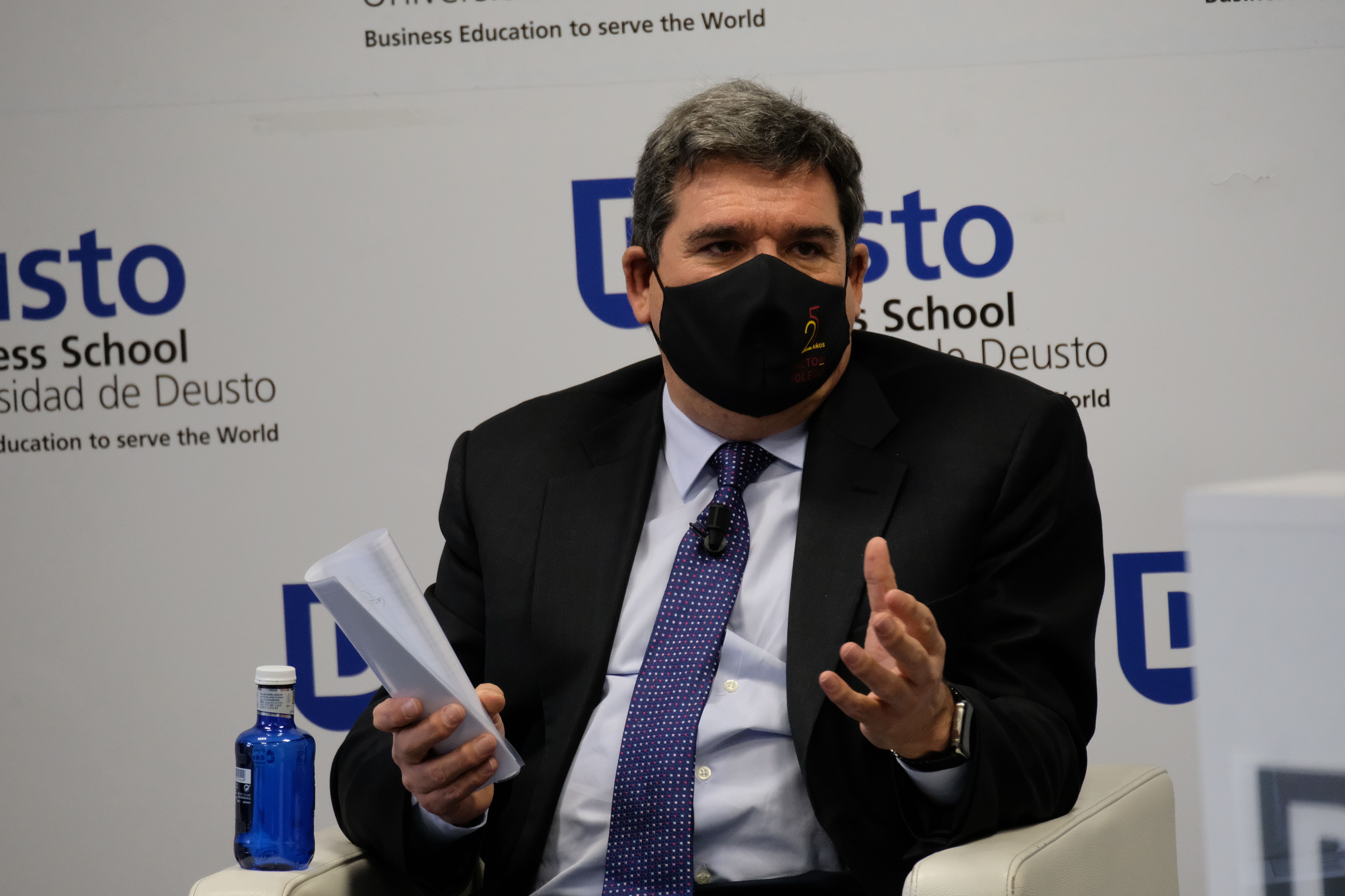 Escrivá: "Lo más eficaz para hacer sostenible el sistema de pensiones es que se trabaje más años"