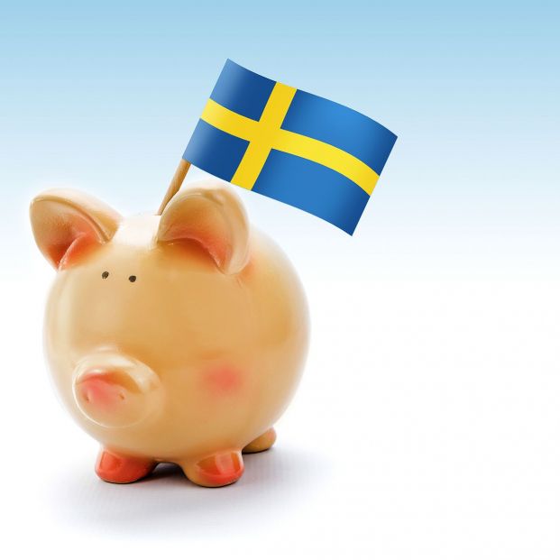 bigstock Piggy Bank With National Flag74865832