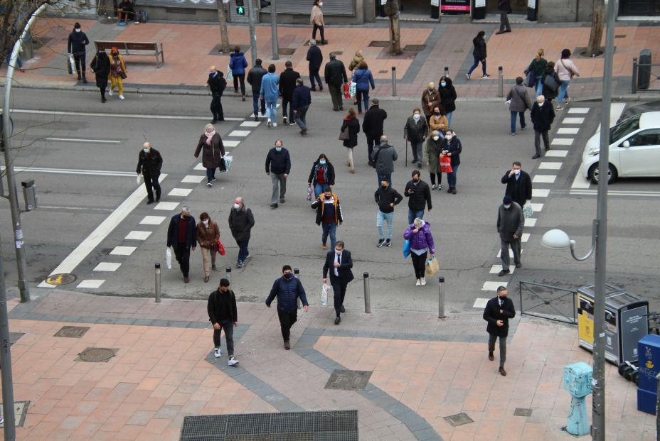 FOTO RECURSO GENTE EN LA CALLE. Pablo Recio FOTO RECURSO GENTE EN LA CALLE. Pablo Recio